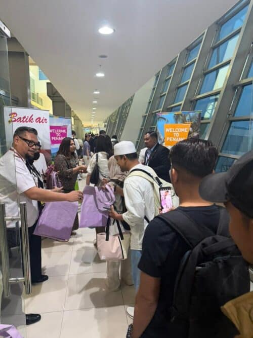 a4fbd5dd 66f8 4aa9 99b3 c316c64a9093