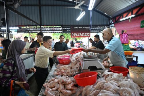 06fde8a3 e148 4f28 bb2b d77ebf03e124