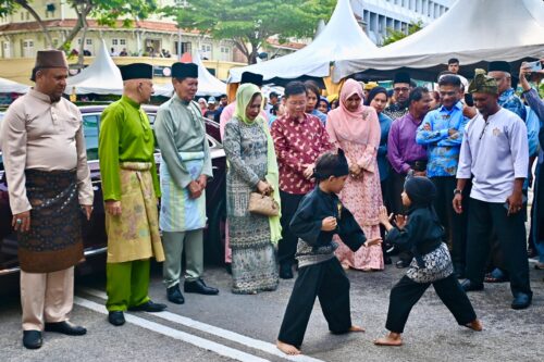 7d227ae8 016f 490f 805f 03ac80860a84