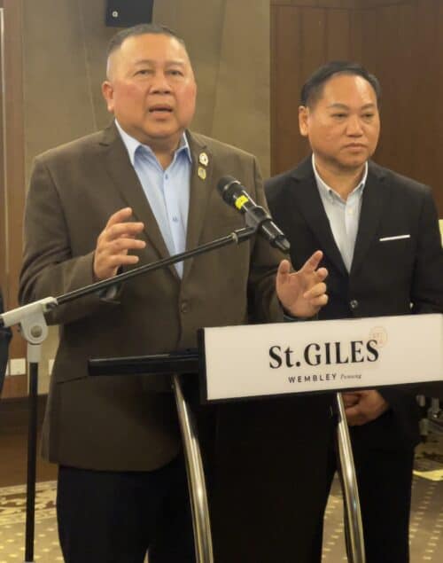 fe8522f3 4715 4172 bc2f 787a05fb137e