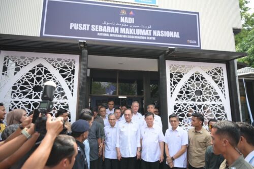 e577d882 1ae0 4972 960d 9b9e5bab7704