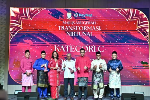 e5aca726 75b4 4ae3 80cc 60ab4667f23a