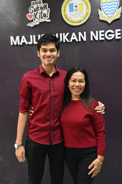 eb812f99 0141 44a9 a26d 6e6b073831f3