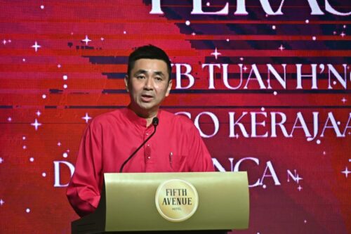 fe7b4a7e 0b5e 4025 910e 05145ad86224